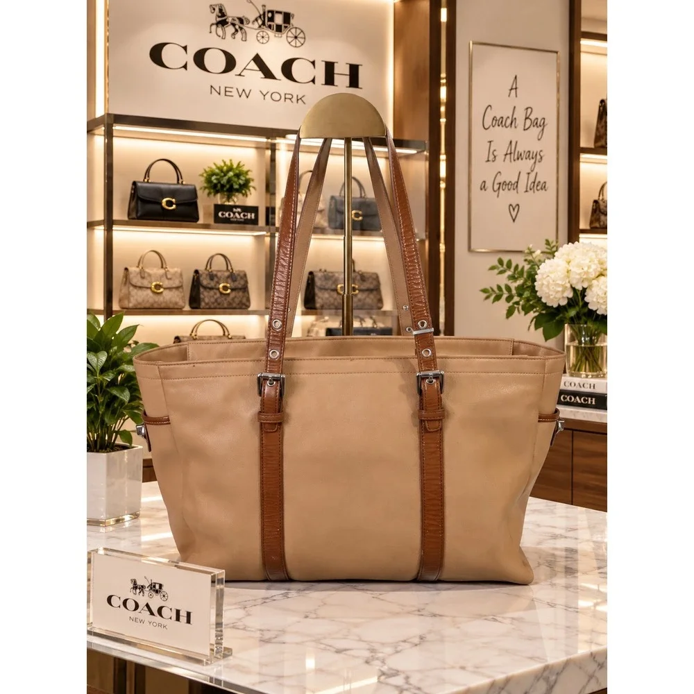 C224 Coach Hampton Tote Vintage